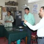 डीएम आशीष भटगांई ने मुख्य शिक्षा अधिकारी कार्यालय और राजकीय इंटर कॉलेज का किया औचक निरीक्षण, अनुशासन और बायोमैट्रिक उपस्थिति प्रणाली पर विशेष जोर
