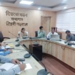 टिहरी गढ़वाल : पंचायत उन्नति सूचकांक पर जिला स्तरीय कार्यशाला आयोजित, सीडीओ वरुणा अग्रवाल ने अधिकारियों को दिए सख्त निर्देश