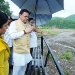 देहरादून में अतिवृष्टि प्रभावित इलाकों का मुख्यमंत्री ने किया स्थलीय निरीक्षण, राहत कार्यों में तेजी लाने के निर्देश