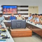 डीएम मयूर दीक्षित ने कावंड मेले को सुव्यवस्थित एवं सफलता पूर्वक संपन्न कराने के लिए की जा रही तैयारियों के लेकर की समीक्षा, दिए निर्देश