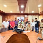 एसपी अजय गणपति एवं एसपी रेखा यादव के निर्देशन में चंपावत – पिथौरागढ़ पुलिस की बड़ी कार्रवाई : नेपाल सीमा पर 10 करोड़ तेईस लाख चौरासी हजार रुपये की MDMA ड्रग्स के साथ महिला तस्कर गिरफ्तार, अंतरराष्ट्रीय नेटवर्क की जांच जारी