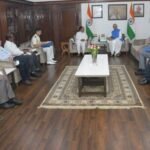 गुजरात के राज्यपाल आचार्य देवव्रत से मिले कैबिनेट मंत्री डॉ धन सिंह रावत, उत्तराखंड में होने वाले सहकारिता मेलों के शुभारंभ का दिया आमंत्रण
