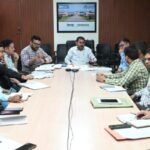 शैडो एरिया में नेटवर्क सैचुरेशन के लिए तेजी से किए जाए काम, टेलिकॉम कंपनियां अनिवार्य रूप से करें लीज एंड लाइसेंस का रजिस्ट्रेशन, मोबाइल टॉवर स्थापित करने के बाद कंपनियों को देना होगा स्ट्रक्चर स्टेबिलिटी सर्टीफिकेट