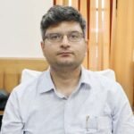 डीएम संदीप तिवारी ने जनपद के सभी अधिकारियों के साथ की वर्चुअल बैठक, रेड एवं ऑरेंज एलर्ट देखते हुए अधिकारियों को अलर्ट रहने के दिए निर्देश