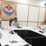 गंगा के संरक्षण और कायाकल्प के लिए किए जा रहे सभी कार्यों को समयबद्ध तरीके से किया जाए पूर्ण – मुख्य सचिव आनन्द बर्द्धन