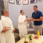 पूर्व मंत्री डॉ. प्रेमचंद अग्रवाल ने ब्रह्मकुमारीज बहनों से बंधवाई राखी, बोले- यह भाई-बहन की पवित्र और अटूट डोर