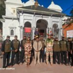 आईजी एसडीआरएफ अरुण मोहन जोशी द्वारा गंगोत्री पहुँचकर आपदा प्रभावितों के रेस्क्यू के लिए रणनीति का किया प्रत्यक्ष क्रियान्वयन एवं समन्वय