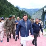 मुख्यमंत्री धामी ने आपदाग्रस्त धराली का किया दौरा, सर्च एवं रेस्क्यू कार्यों का स्थलीय निरीक्षण कर लिया जायजा, पीड़ितों को हरसंभव मदद का दिया आश्वासन