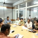 कमिश्नर गढ़वाल विनय शंकर पांडे ने आपदा कंट्रोल रूम पहुंचकर की राहत बचाव कार्यों की समीक्षा, दिए निर्देश