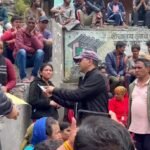 धराली आपदा पीड़ितों को मिली राहत, 5-5 लाख की सहायता राशि के चेक वितरित