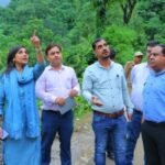 डीएम स्वाति एस. भदौरिया ने कोटद्वार-सतपुली NH 534 का किया निरीक्षण, भूस्खलन और सड़क चौड़ीकरण को लेकर दिए सख़्त निर्देश, कहा- जनता की सुरक्षा सर्वोच्च प्राथमिकता, लापरवाही बर्दाश्त नहीं