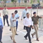 राष्ट्रपति के प्रस्तावित दौरे की तैयारियों को लेकर पतंजलि विश्वविद्यालय पहुॅचकर डीएम एवं एसएसपी ने लिया तैयारियों का जायज़ा