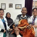 श्री महंत इन्दिरेश अस्पताल की बड़ी उपलब्धि : माइक्रोसर्जरी से बचाया गया डायबिटीज़ से गल रहा मरीज़ का पैर, मिला नया जीवन