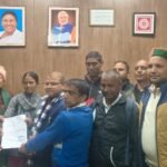 नैनीडांडा में प्रधान संघ अध्यक्ष चुने गए मनोज मधवाल