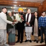 राज्यपाल से मुख्यमंत्री धामी ने की सपरिवार शिष्टाचार भेंट