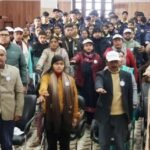 डीएम गौरव कुमार ने कार्मिकों व छात्र-छात्राओं को दिलाई मतदान की शपथ