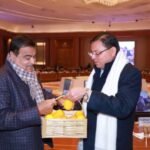 केंद्रीय सड़क परिवहन एवं राजमार्ग मंत्री नितिन गडकरी की अध्यक्षता में आयोजित राष्ट्रीय राजमार्ग परियोजनाओं की हुई समीक्षा, मुख्यमंत्री धामी ने राज्य की प्रस्तावित सड़क परियोजनाओं को लेकर की पैरवी