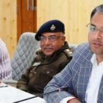 राजस्व वादों का हो तत्काल निराकरण – डीएम गौरव कुमार