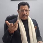 देहरादून में दिनदहाड़े गोलीकांड : कांग्रेस नेता सूर्यकांत धस्माना का तीखा हमला, कहा- उत्तराखंड में कानून-व्यवस्था पूरी तरह ध्वस्त