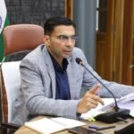 बिल्डर की धोखाधड़ी पर जिला प्रशासन दर्ज कराया मुकदमा