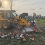 ऋषिकेश में अवैध निर्माण और प्लाटिंग पर एमडीडीए का सख्त प्रहार, पशुलोक में बहुमंजिला भवन सील, खेरिकला व रायवाला में अवैध प्लाटिंग पर ध्वस्तीकरण की कार्रवाई