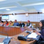 दिव्यांगों को स्वरोजगार के लिए प्रेरित कर योजनाओं से करें लाभान्वित – डीएम स्वाति एस. भदौरिया