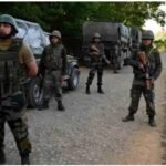 सुरक्षाबलों और आतंकियों के बीच मुठभेड़, जैश के शीर्ष कमांडर समेत दो आतंकी ढेर