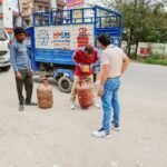 डीएम की क्यूआरटी अलर्ट; घरेलू गैस के व्यावसायिक उपयोग पर 16 सिलेंडर जब्त