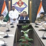 डीएम सविन बसंल की जनमानस से अपील – अफवाहों में आकर पैनिक न करें, गैस से सम्बन्धित शिकायत कन्ट्रोलरूम में कराएं दर्ज