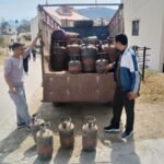 कोटद्वार में पिकअप से 35 गैस सिलेंडर बरामद, चालक पर एफआईआर की कार्रवाई