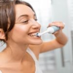 आप रहें सावधान! इलेक्ट्रिक टूथब्रश में धमाका, महिला बाल-बाल बची