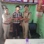 पौड़ी गढ़वाल : सतर्क पुलिस ने लौटाई मुस्कान, गुम पर्स किया बरामद