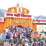 बदरीनाथ धाम में उमड़ा आस्था का सैलाब
