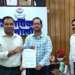 बिना DPR शुरू हुआ निर्माण, रविग्राम खेल मैदान को लेकर विरोध तेज, जनप्रतिनिधियों ने जिलाधिकारी को सौंपा ज्ञापन, पहले समतलीकरण फिर निर्माण की मांग