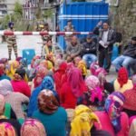 प्रशासन से वार्ता के बाद एनटीपीसी परियोजना पर नौ दिनों से जारी गतिरोध खत्म