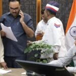 डीएम जनदर्शन : न्याय, शिक्षा, स्वास्थ्य उपचार, रोजगार से लेकर बिल एवं ऋणमाफी तक एक छत के नीचे मौके पर ही