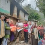 नंदानगर में आग का कहर: धू-धू कर जला घर, रेड क्रॉस सोसाइटी ने पहुंचाई मदद