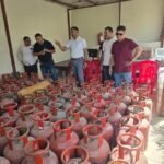 एसटीएफ की बड़ी कार्रवाई, रुड़की में छापेमारी कर बरामद किये 101 एलपीजी सिलेंडर, जमाखोरी का भंडाफोड़