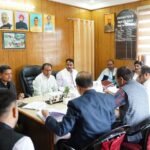 हर पात्र व्यक्ति को मिले आवास और योजनाओं का शत-प्रतिशत लाभ – कैबिनेट मंत्री डॉ. धन सिंह रावत