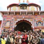 राज्यपाल ने बैकुण्ठ धाम के किए दर्शन, पूजा-अर्चना कर देश एवं प्रदेश की सुख-समृद्धि और खुशहाली की कामना की