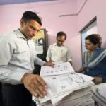 डीएम सविन बंसल ने की सब-रजिस्ट्रार विकासनगर अपूर्वा सिंह के निलंबन एवं विभागीय अनुशासनात्मक कार्रवाई की शासन को संस्तुति, पकड़ी गई गोल्डन फॉरेस्ट की प्रतिबंधित भूमि की 150 अवैध रजिस्ट्रियां