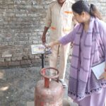 पौड़ी में घरेलू गैस सिलेंडरों के दुरुपयोग पर बड़ी कार्रवाई, 23 मामले पकड़े गए