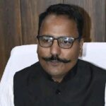 डीएम ललित मोहन रयाल की सख्ती निजी विद्यालयों की मनमानी फीस पर शिकंजा, अतिरिक्त वसूली लौटाने के आदेश