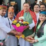 मुंबई में प्रवासी उत्तराखण्डवासियों से सीएम धामी ने किया आत्मीय संवाद