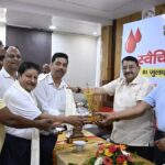 स्वास्थ्य संवाद एवं रक्तदान शिविर में पीआरएसआई देहरादून चैप्टर का सम्मान