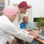 श्रीमहंत देवेन्द्र दास जी महाराज ने आखर शब्दकोश ऐप का किया उद्घाटन